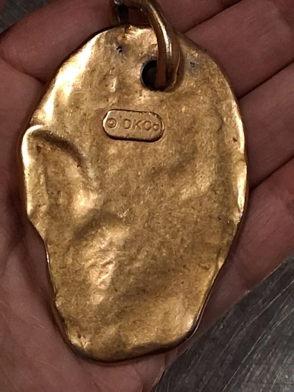 Rare Vintage Donna Karan Company Dk Co Large Chunky Gold Tone Pendant
